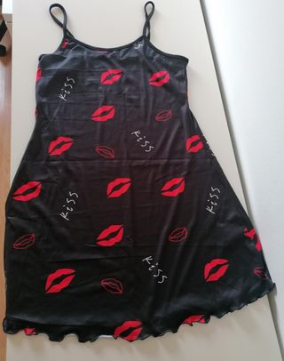 Camisón estampado besos