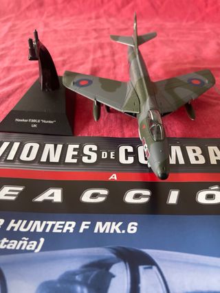 Aviones de combate: Hawker Hunter F Mk 4