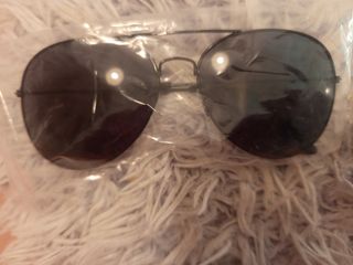 Gafas sol aviador azules..1.50 cada una 