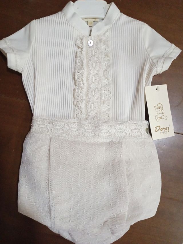 Conjunto bebé Dorez 12m crudo, nuevo