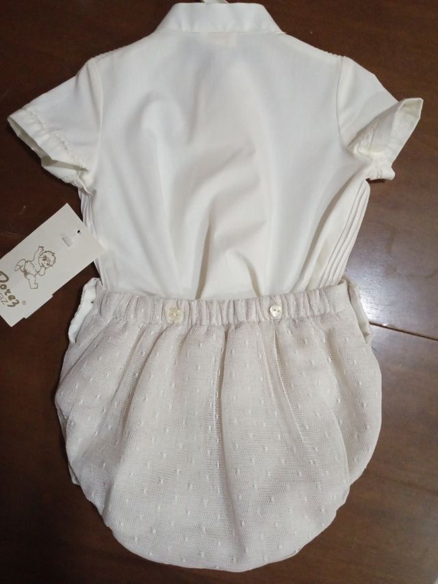 Conjunto bebé Dorez 12m crudo, nuevo