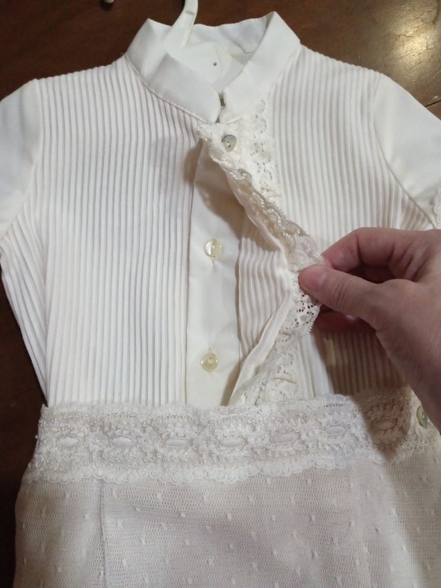 Conjunto bebé Dorez 12m crudo, nuevo