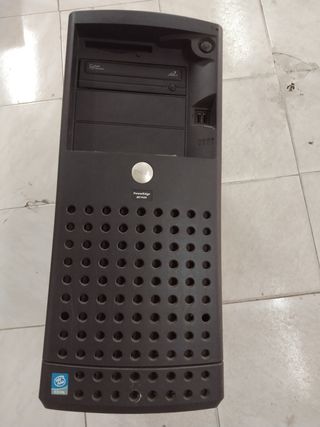 Set ordenadores de sobremesa