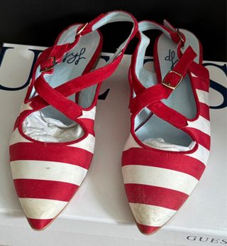 Zapatos rayas rojas-blancas talla 36