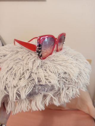 Gafas sol fucsias ..solo usadas una vez