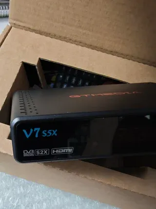 Gtmedia V7 S5X 4K FTA Receptor de TV #001723