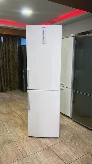 Nevera combi marca Bosch   no frost clase A+  