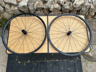 Llantas Fullcrum DB600