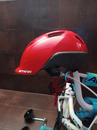 Bicicleta niñ@ AVIGO + casco + ruedines