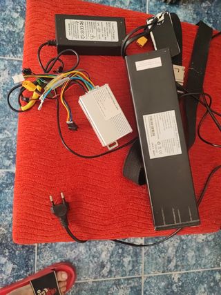 Batería+Cargador Patinete Eléctrico ZWHEEL y ovex