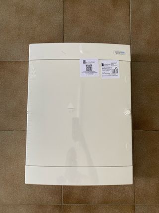 Caja Eléctrica INTATEC de 54 modulos