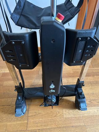 Se vende silla grúa eléctrica nueva.
