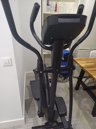 Bicicleta elíptica NordicTrack E 400