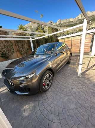 Maserati Levante 2016