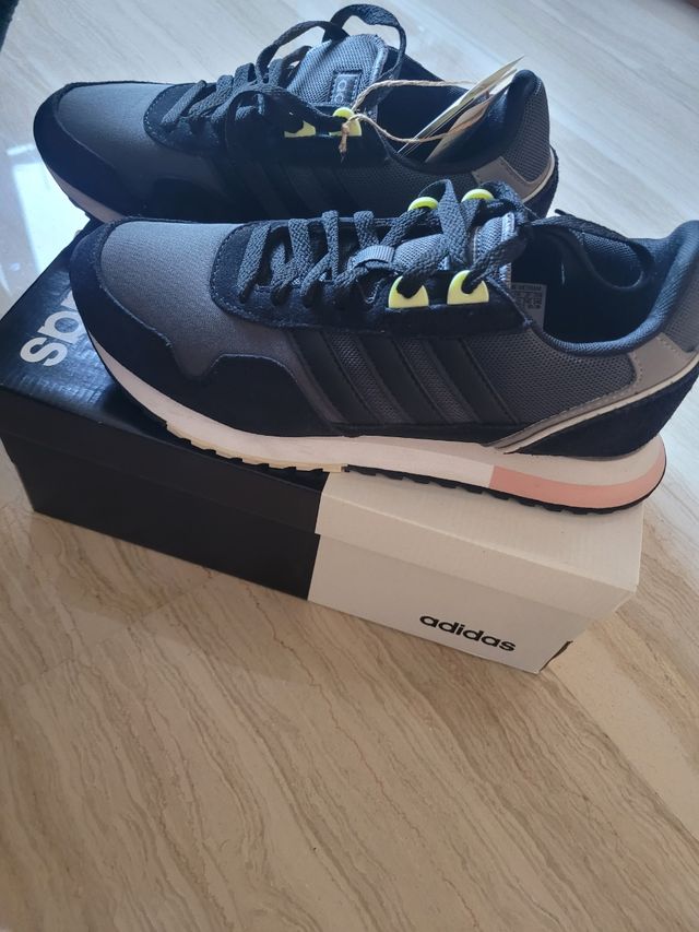 Zapatillas Adidas 8K 2020 - N°39 1/3.