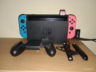 Nintendo Switch - Console Blu e Rosa