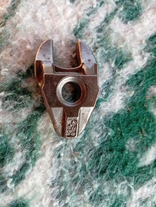 Inyectores y horquillas usadas