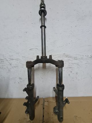Horquilla Yamaha Majesty 02-06