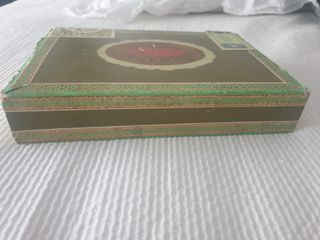 Caja vacía La Flor de Cano + 2 Vitolas