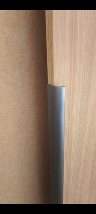 4 Tiradores pestaña aluminio 110cm