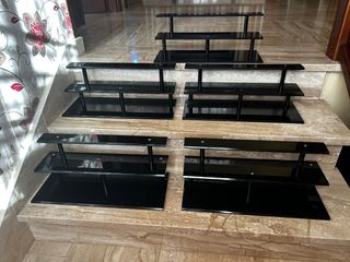 5 Estanterías Acrílicas Negras