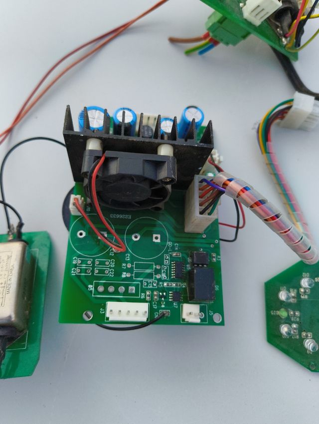 Piezas sensor antirrobo P9I-WGMG58 usadas