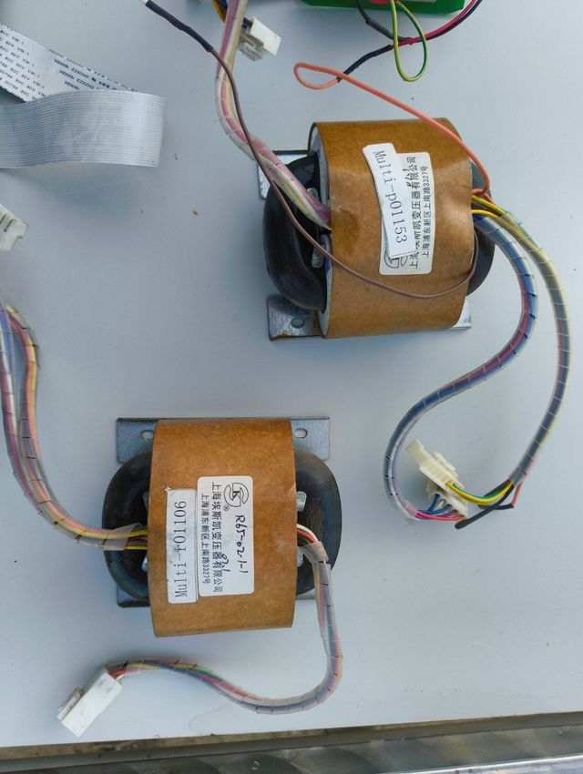 Piezas sensor antirrobo P9I-WGMG58 usadas