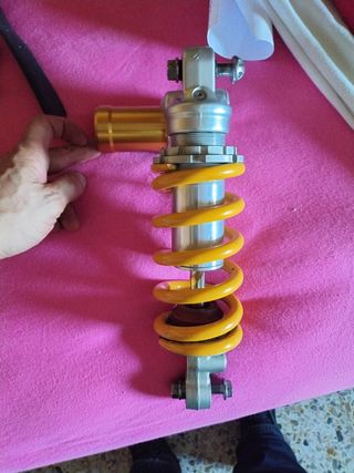 Amortiguador Ohlins Triumph 765 RS STX40 OEM