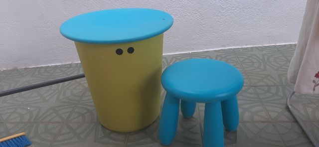 Mesa y silla infantil - Colores vivos