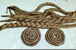 Pelo fallera: 9mallas pelo natural + 2 rodetes.