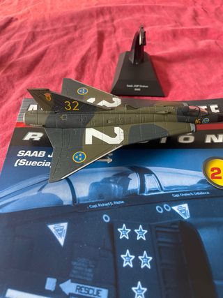SAAB J35 Draken Maqueta Avión