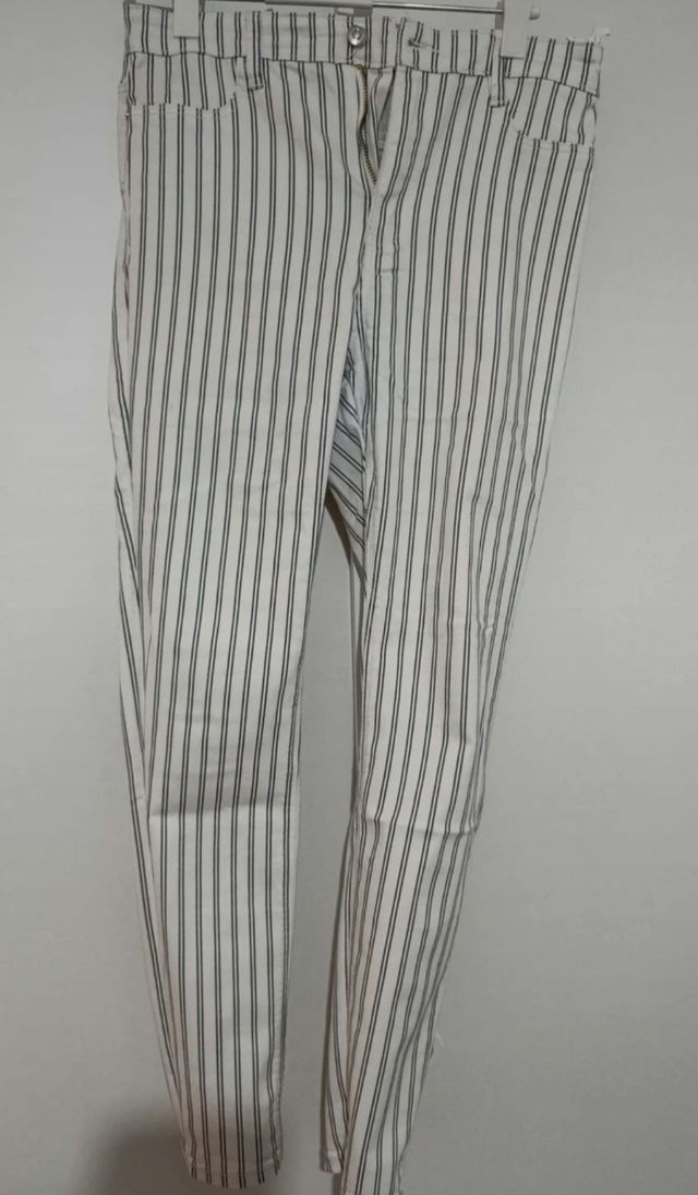 Pantalones rayas blanco-negro