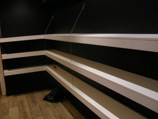Mobiliario tienda de perfume y complementos