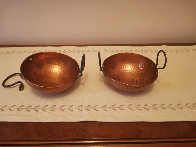2 Cuencos de cobre martillado