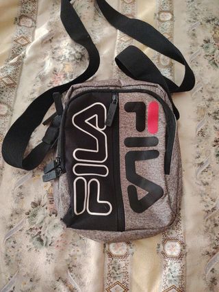 Riñonera Fila Gris&Negra - Nueva