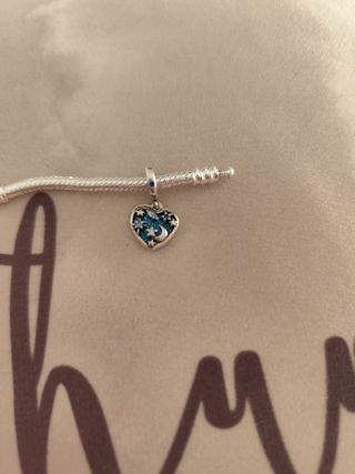 Charm corazón azul