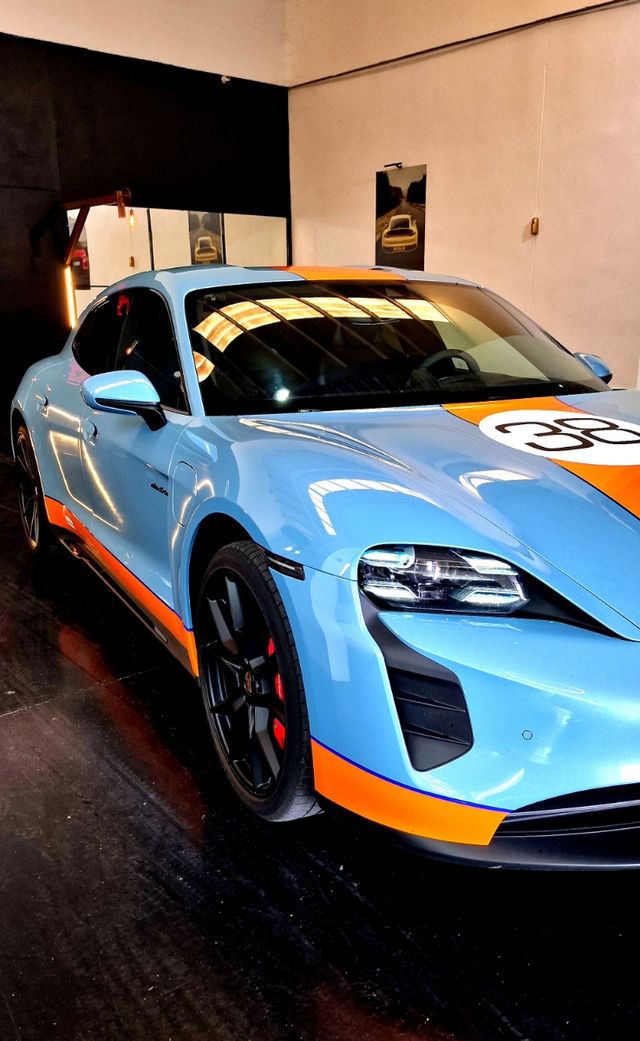 Porsche Taycan Gts