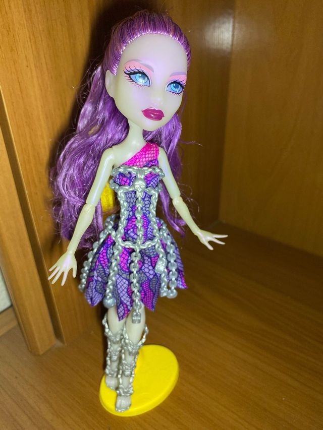 Muñeca Spectra Monster High