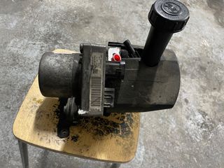 Bomba dirección eléctrica Peugeot 407