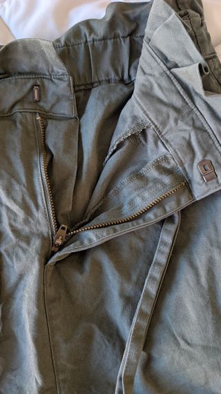 Calções verde-oliva c/cordão