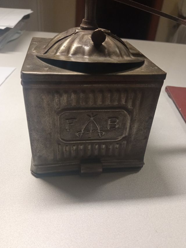 Macinacaffè vintage anni '20-'30