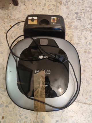 Robot aspiradora LG Hom-Bot VR6340