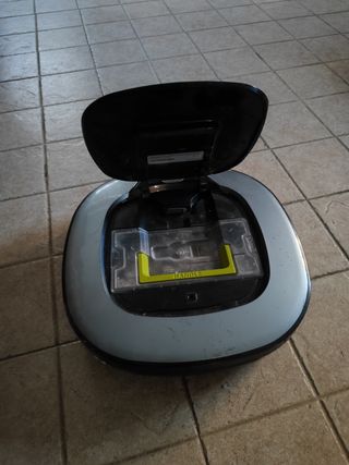 Robot aspiradora LG Hom-Bot VR6340