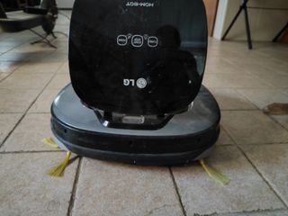 Robot aspiradora LG Hom-Bot VR6340