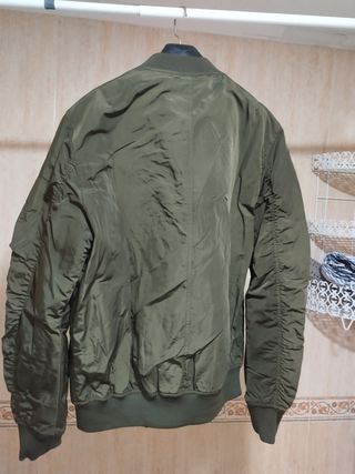 Chaqueta bomber Pull&Bear talla 44 - XXL