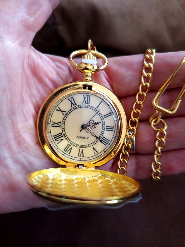 Reloj Bolsillo Dorado 