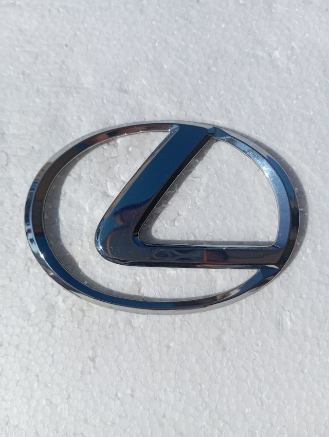 Emblemas LEXUS