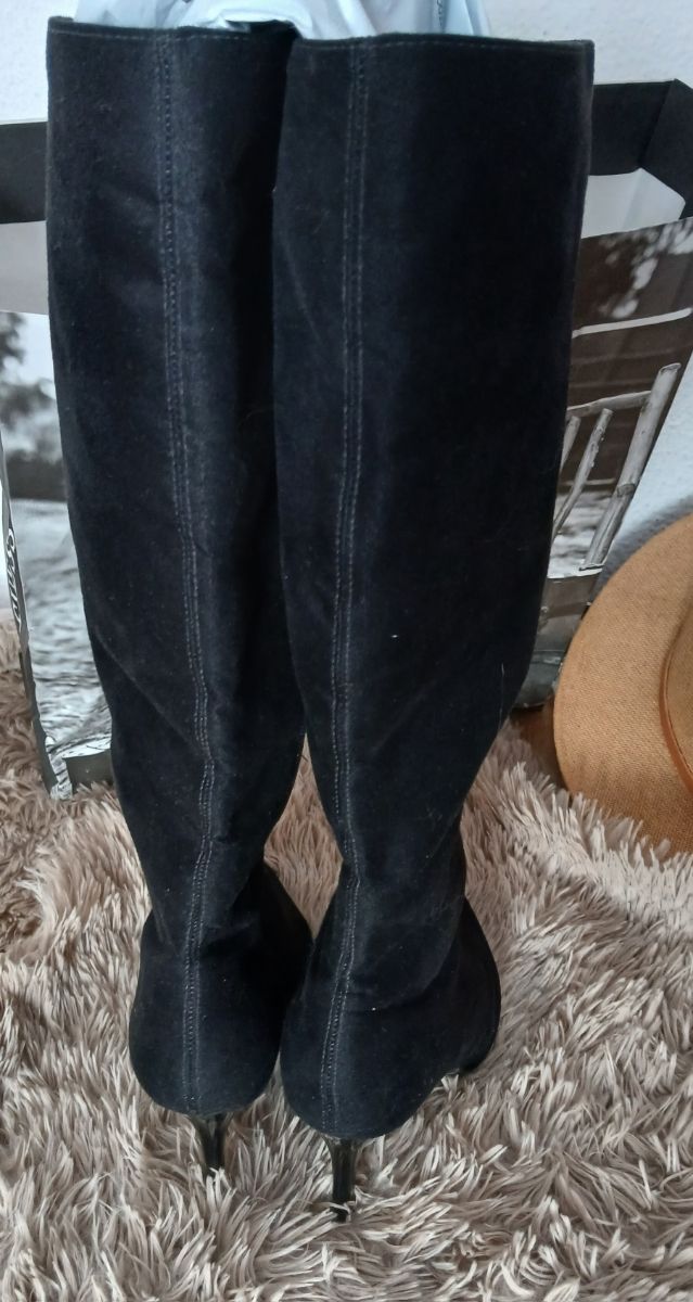 Botas negras tacón alto 36-37
