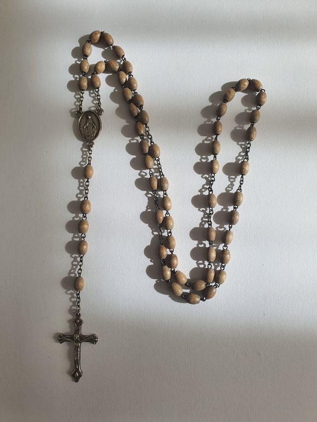 Rosario madera Virgen Milagrosa