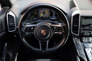 Porsche Cayenne 2015